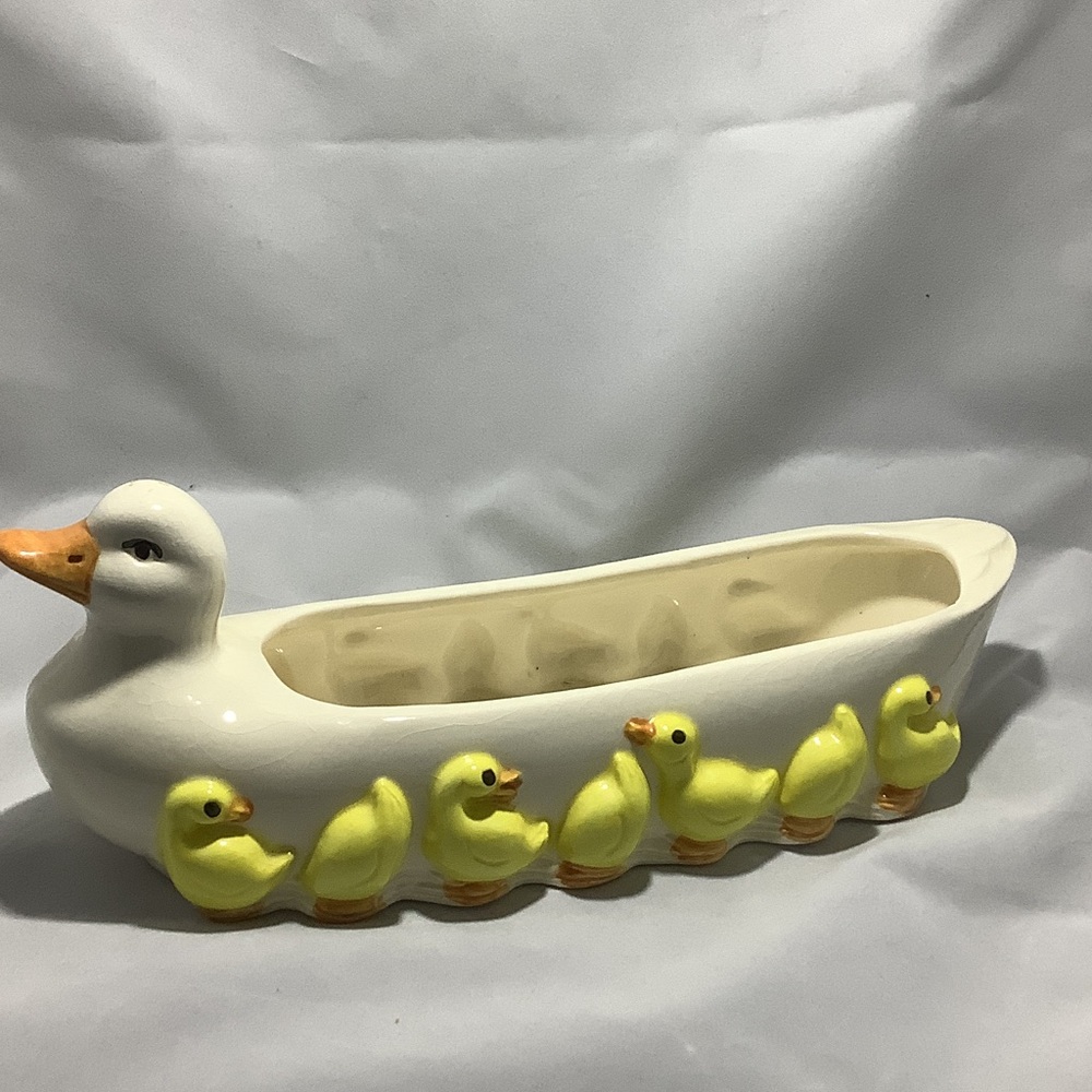 Duck and Ducklings Ceramic Cracker Dish